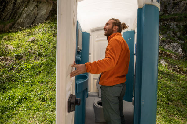 Best Affordable portable toilet rental  in Woodville, CA